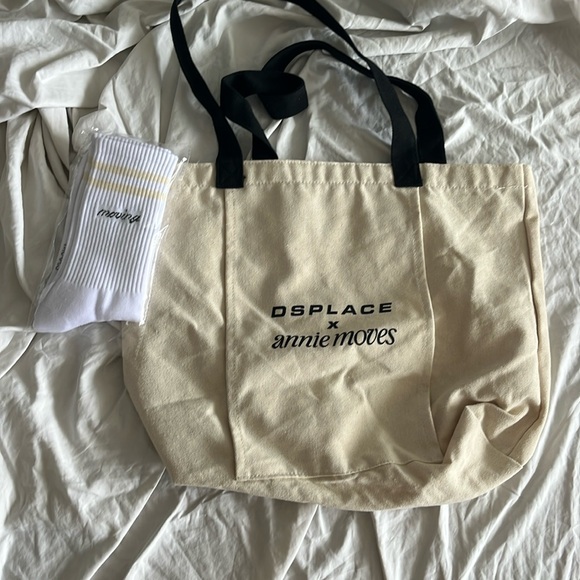 Annie Moves x Dsplace yoga tote bag carrier and size large  socks nwot not used - Picture 1 of 4